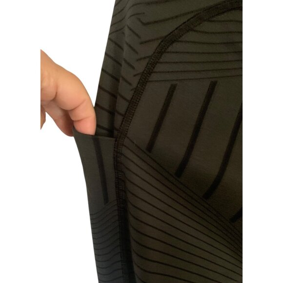 LUCY ACTIVEWEAR Gray + Black Striped High-Rise Women’s Athletic Leggings Medium - Picture 6 of 6